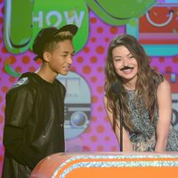 Jaden Smith y Miranda Cosgrove en los Nickelodeon's Kids' Choice Awards 2013