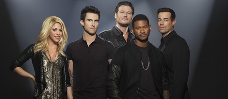 Shakira, Adam Levine, Blake Shelton, Usher y Carson Daly en 'The Voice'