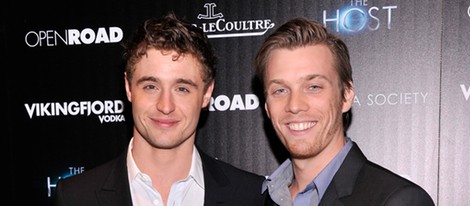 Max Irons y Jake Abel en la presentación de 'The Host' ('La huésped') en Nueva York