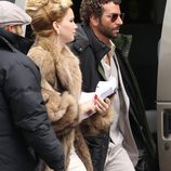 Jennifer Lawrence y Bradley Cooper vuelven a los 70 en el set de rodaje