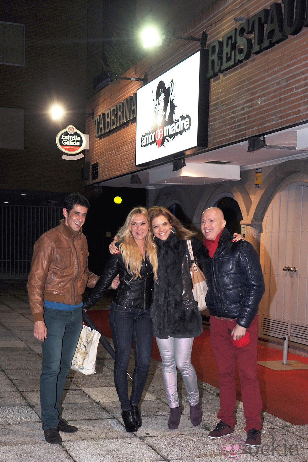 Víctor Janeiro y Beatriz Trapote salen a cenar para celebrar el final de '¡Mira quién salta!'