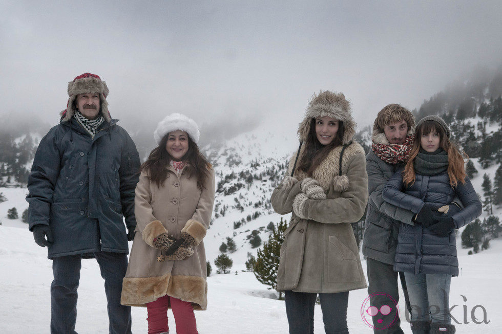 Eduardo Blanco, Carmen Machi, Verónica Echegui, Iván Massagué y Leticia Dolera en 'Kamikaze'