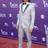 Jake Owen en la alfombra roja de los Premios de Música Country 2013