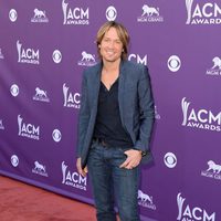 Keith Urban en la alfombra roja de los Premios de Música Country 2013