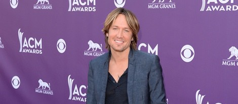 Keith Urban en la alfombra roja de los Premios de Música Country 2013