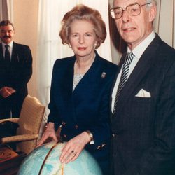 Margaret Thatcher con su marido Denis Thatcher