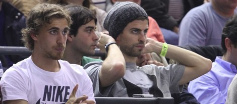 Gerard Piqué durante un partido de baloncesto en Barcelona