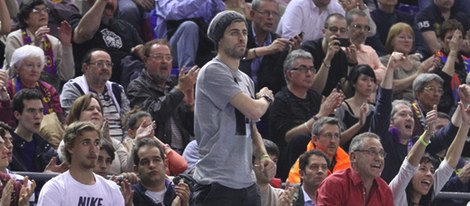 Gerard Piqué anima al Barça de baloncesto en la Euroliga 