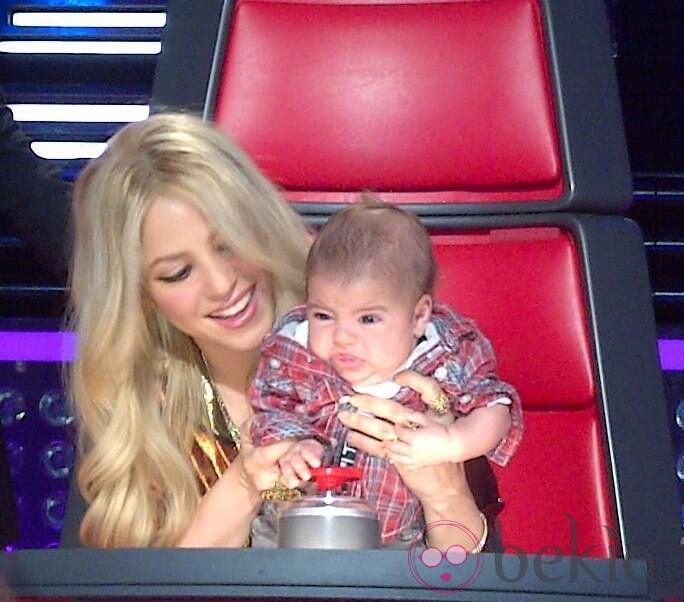 Milan Piqué hace pucheros junto a Shakira en 'The Voice'