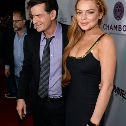 Lindsay Lohan y Charlie Sheen en la premiere de 'Scary Movie 5'