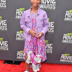 Quvenzhane Wallis en la alfombra roja de los MTV Movie Awards 2013