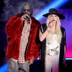 Snoop Dogg y Kesha en la gala de los MTV Movie Awards 2013