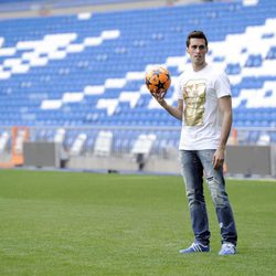 Álvaro Arbeloa ejerciendo de entrenador de un grupo de niños discapacitados