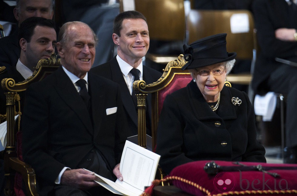 El Duque de Edimburgo y la Reina Isabel en el funeral de Margaret Thatcher