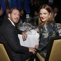 Will Kopelman y Drew Barrymore en los Glaad Media Awards 2013