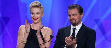 Charlize Theron y Leonardo DiCaprio en los Glaad Media Awards 2013