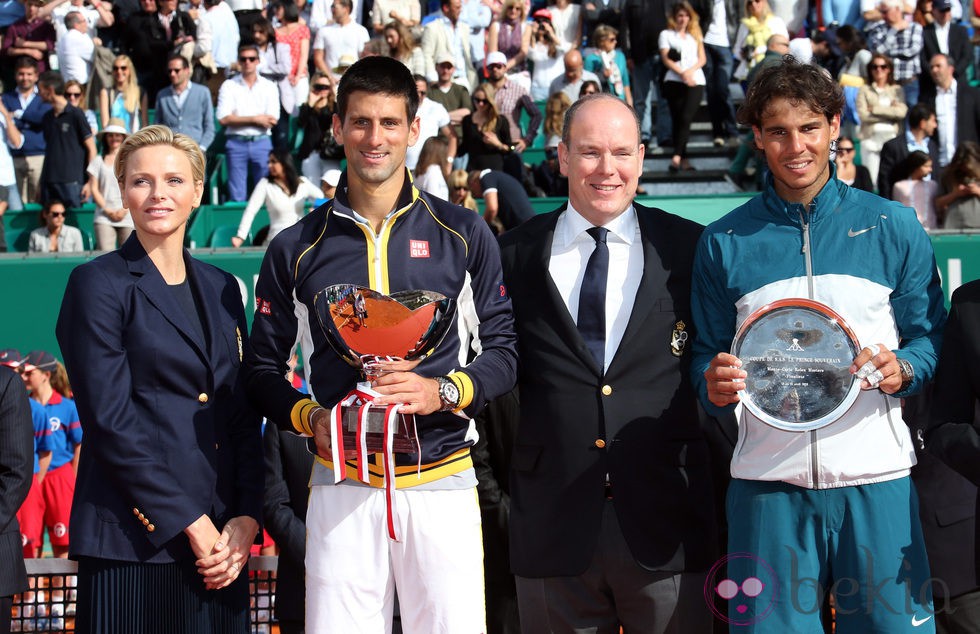 Los Príncipes de Mónaco con Novak Djokovic y Rafa Nadal tras la final del Master de Monte-Carlo 2013