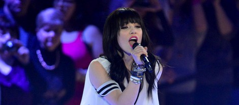 Carly Rae Jepsen durante su actuación en los Juno Awards 2013