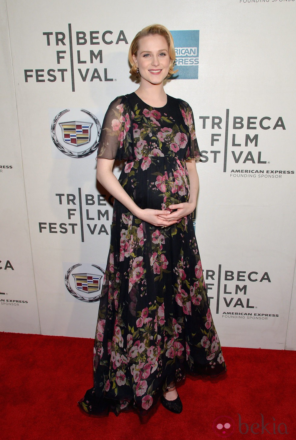 Evan Rachel Wood presume de embarazo en el Festival de Tribeca 2013