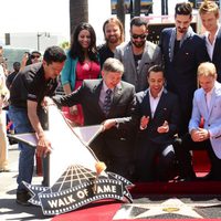 Los Backstreet Boys colocan su estrella en el Paseo de la Fama de Hollywood