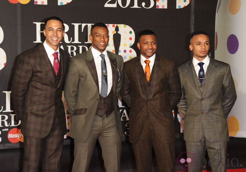 La banda Jack The Lad Swing (JSL) en los Premios BRIT 2013