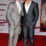 Tom Hiddleston y Chris Hemsworth en el estreno de 'Iron Man 3' en Los Ángeles