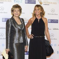 Laura Valenzuela y Lara Dibildos en los Premios Iris 2013