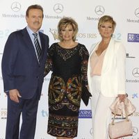 Manuel Campo Vidal, María Teresa Campos y Terelu Campos en los Premios Iris 2013