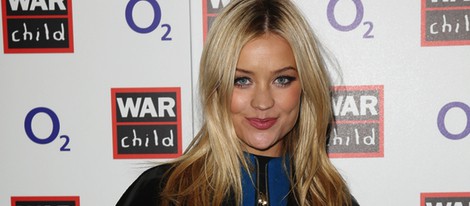 Laura Whitmore, presentadora de televisión