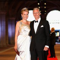 Los principes Felipe y Matilde de Bélgica en la cena previa a la abdicación de la Reina Beatriz de Holanda