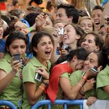 Fervientes seguidores del Papa lloran a su paso por Madrid