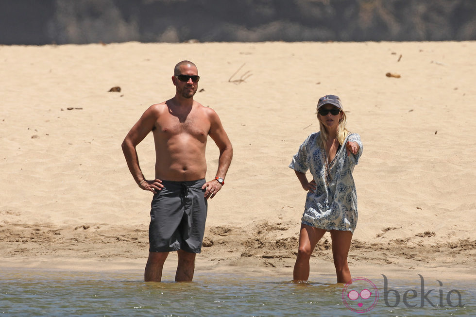 Reese Witherspoon y Jim Toth descubren a un fotógrafo en Hawai