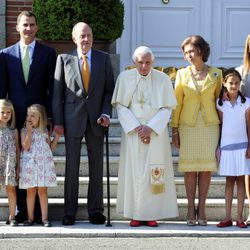 La Familia Real Española recibe al Papa Benedicto XVI en Zarzuela