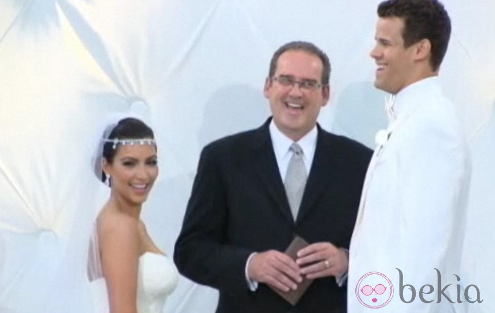 Kim Kardashian y Kris Humphries en el altar