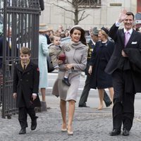 Joaquín y Marie de Dinamarca y sus hijos Nicolás, Félix y Enrique