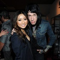 Trace Cyrus y Brenda Song