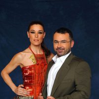 Jorge Javier Vázquez y Raquel Sánchez Silva posando como presentadores de 'Acorralados'