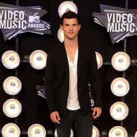 Taylor Lautner en los MTV Video Music Awards 2011