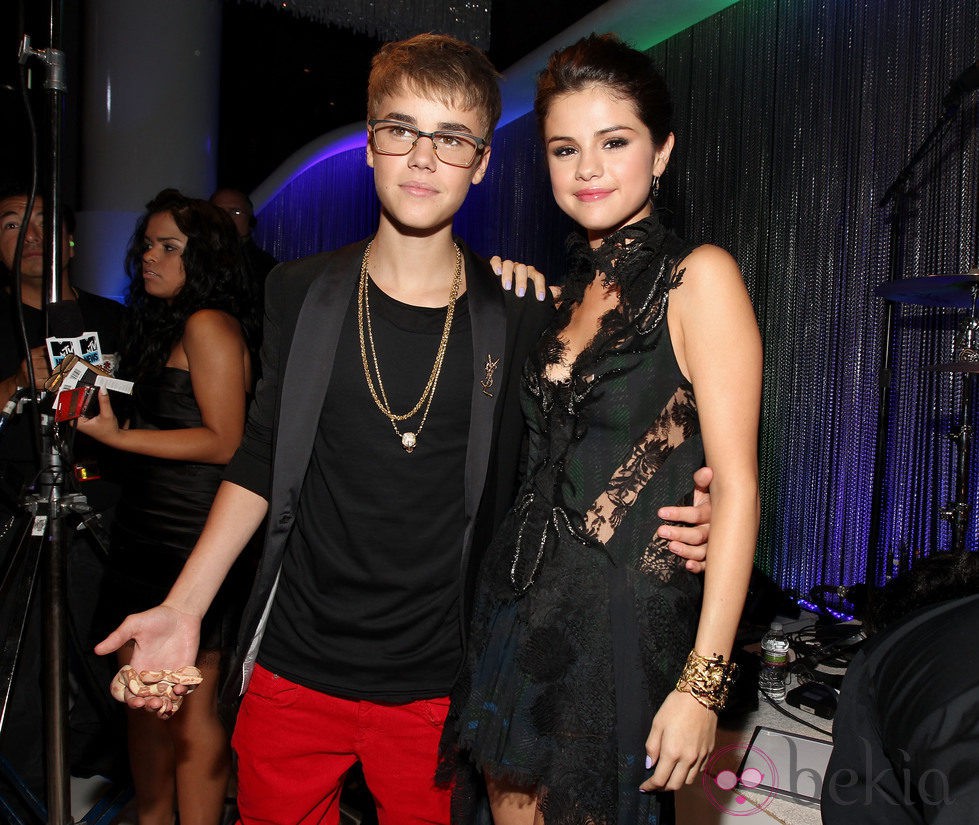 Justin Bieber y Selena Gomez en los MTV Video Music Awards 2011