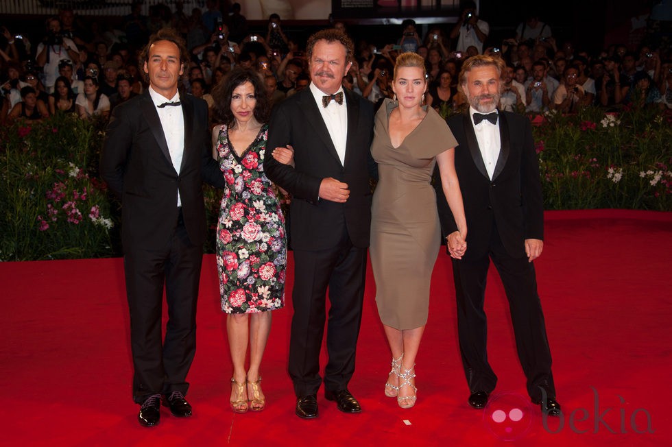 Alexandre Desplat, Yasmina Reza, John C. Reilly, Kate Winslet y Christoph Waltz en la Mostra de Venecia