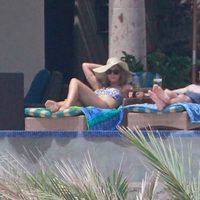 Nick Jonas y Delta Goodrem, vacaciones en México