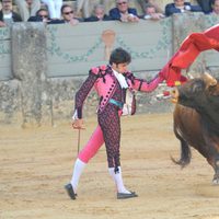 Cayetano Rivera toreando en la corrida Goyesca de Ronda