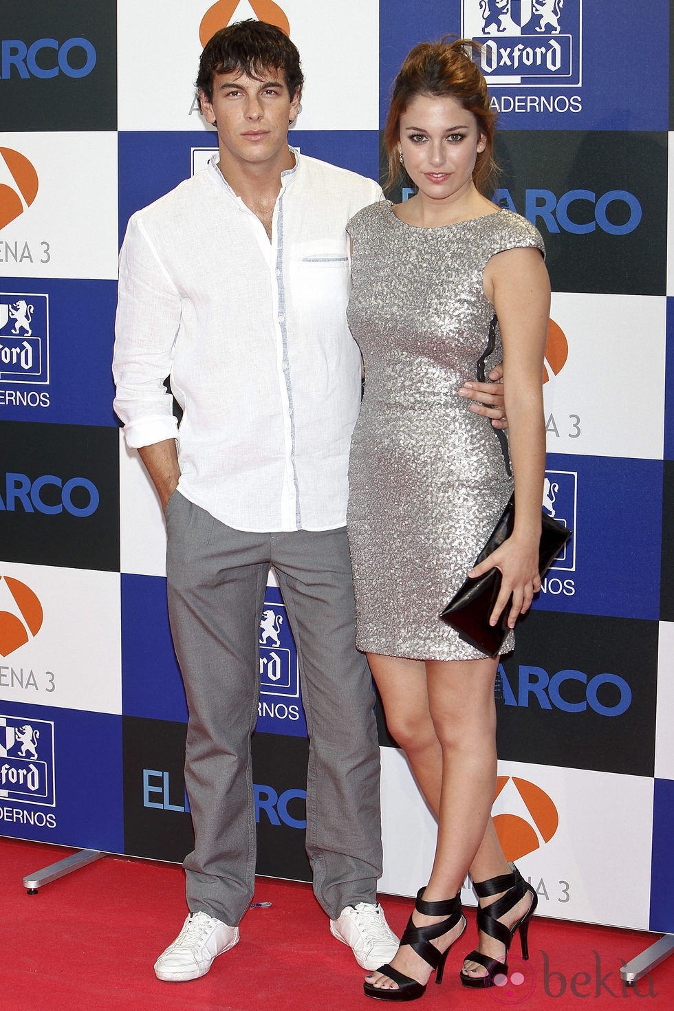 Mario Casas y Blanca Suárez en el estreno de la segunda temporada de 'El barco'