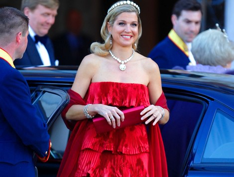 La Princesa Máxima de Holanda a su llegada a la cena previa a la abdicación de la Reina Beatriz de Holanda