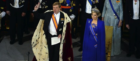 El Rey Guillermo Alejandro jura la Constitución al lado de su mujer Máxima de Holanda