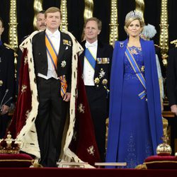 Guillermo Alejandro y Máxima de Holanda en la ceremonia de investidura