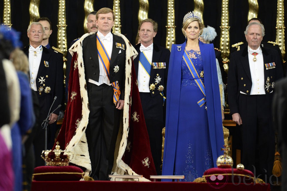 Guillermo Alejandro y Máxima de Holanda en la ceremonia de investidura