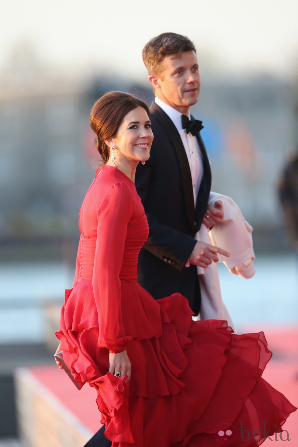 Federico y Mary de Dinamarca en la cena de gala por la coronación de Guillermo Alejandro de Holanda