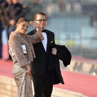 Victoria y Daniel de Suecia en la cena de gala por la coronación de Guillermo Alejandro de Holanda