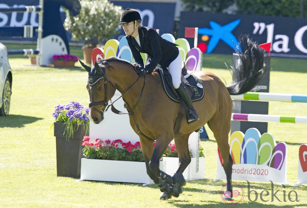 Marta Ortega compitiendo en el Concurso de Saltos de Madrid 2013